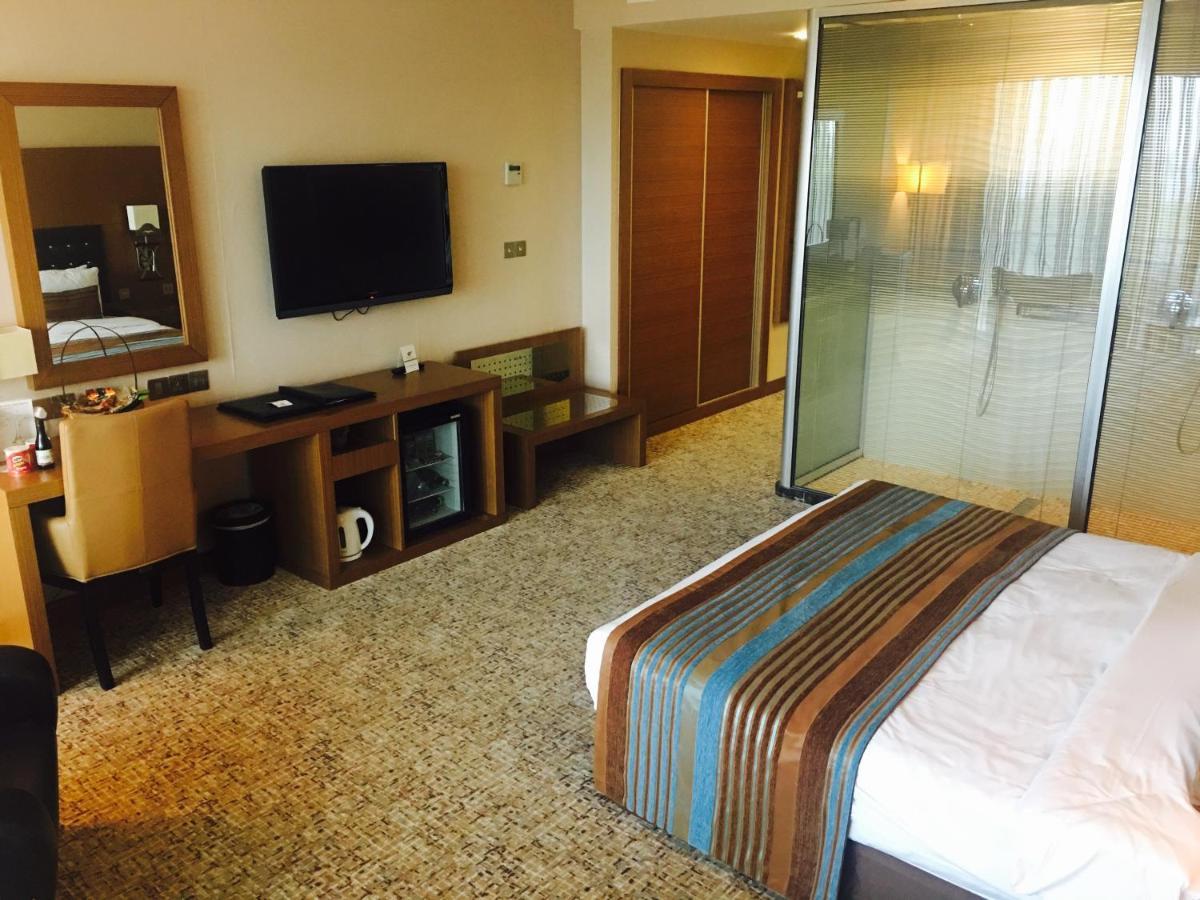 Korineum Golf & Beach Resort Agios Georgios  Экстерьер фото