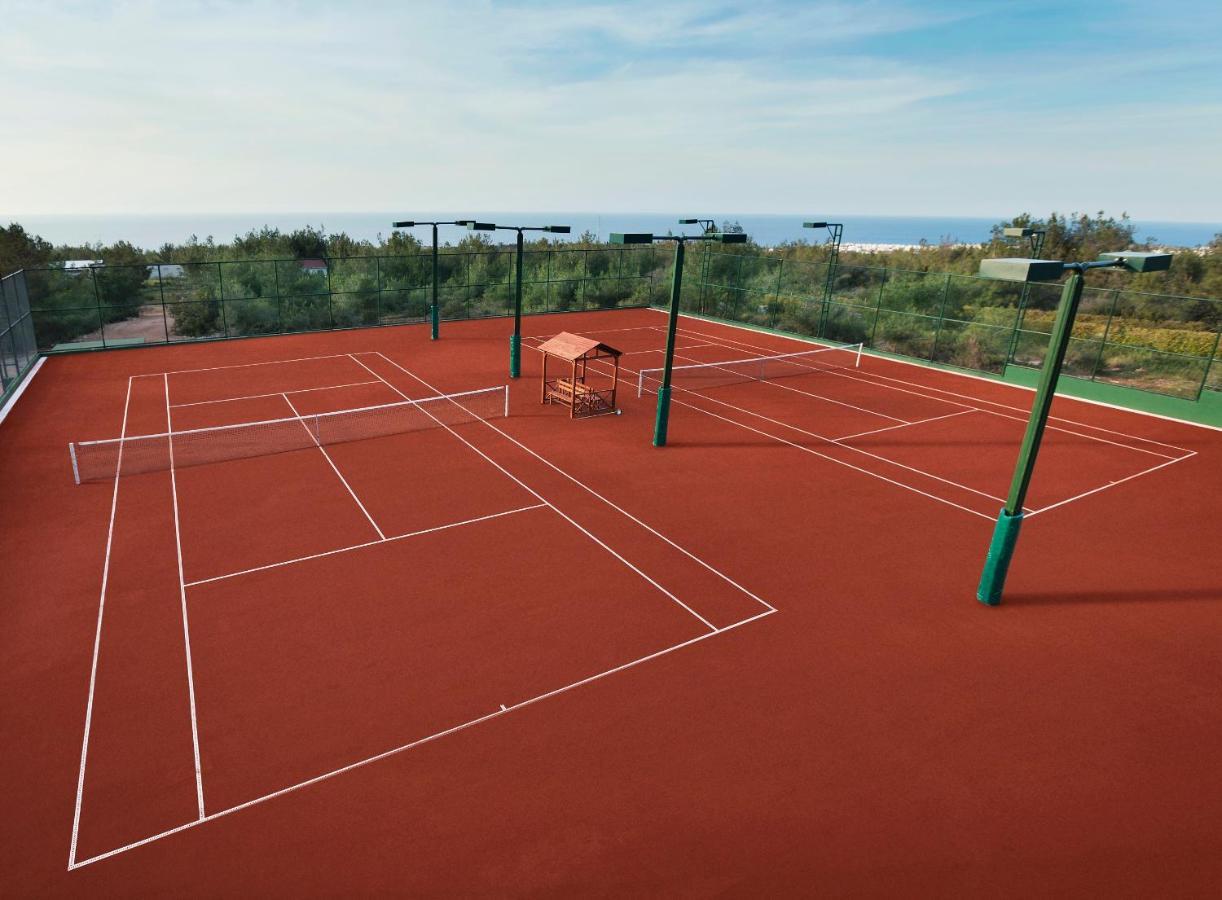 Korineum Golf & Beach Resort Agios Georgios  Экстерьер фото